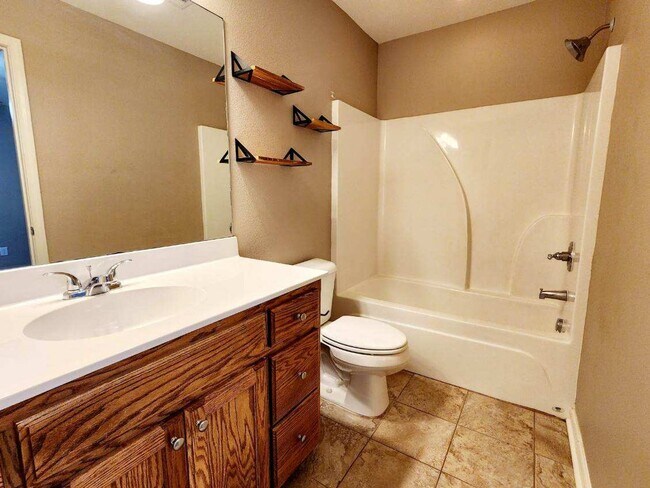 Foto del edificio - 3554 Terrace Hill Ct