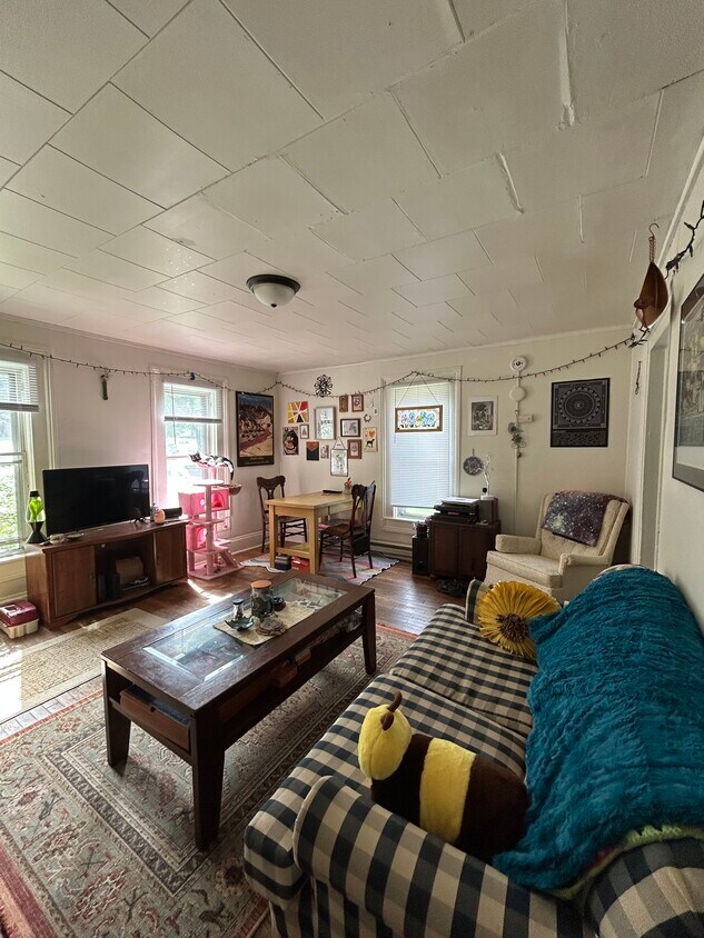 Foto principal - 1029 2nd Ave