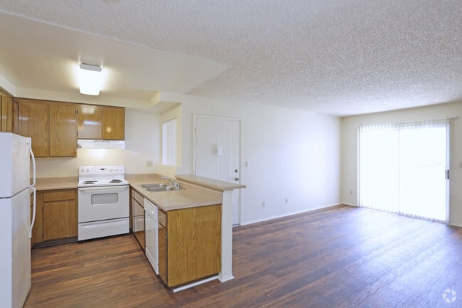 2HAB, 1BA - 852 ft² - Greenbrier Apartments