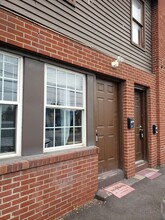 Building Photo - 2671 Brodhead Rd