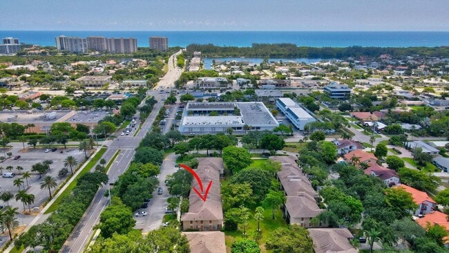Foto del edificio - 3939 NE 5th Ave