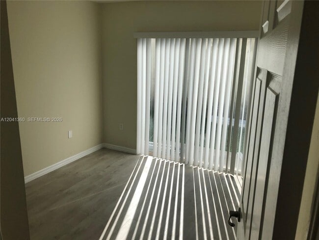 Foto del edificio - 25823 SW 128th Ct