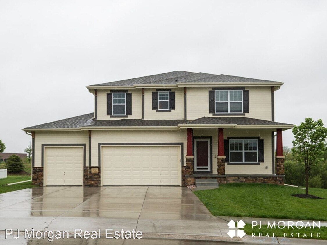 10924 S 109th St, Papillion, NE 68046 House Rental in Papillion, NE