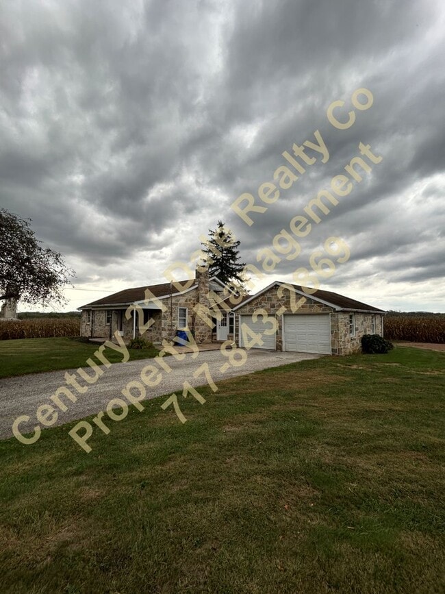 Building Photo - Fully remodeled 2 Bedroom All one Level ho...