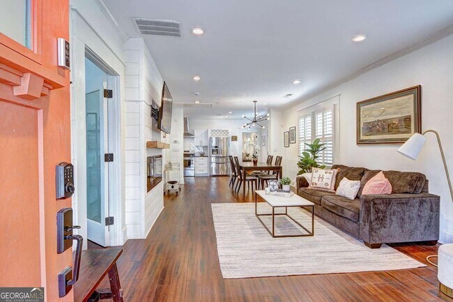 Foto del edificio - 958 Crew St SW