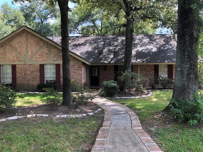 Building Photo - 15302 Cypress Garden Dr