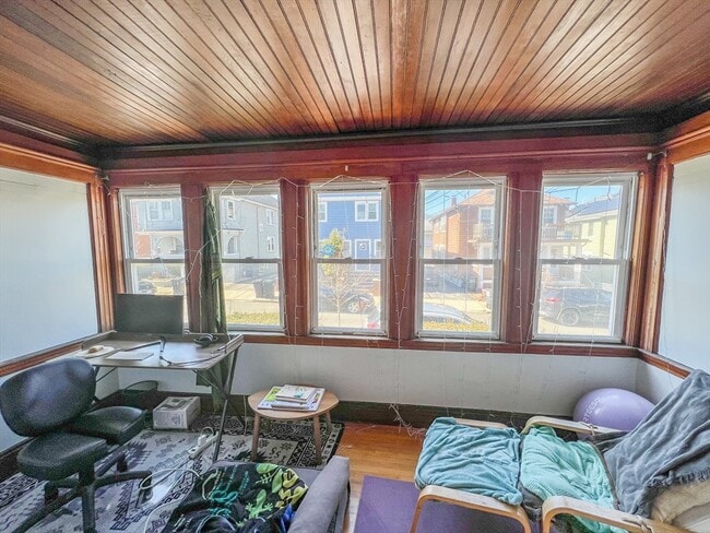 Building Photo - 65 Woods Ave