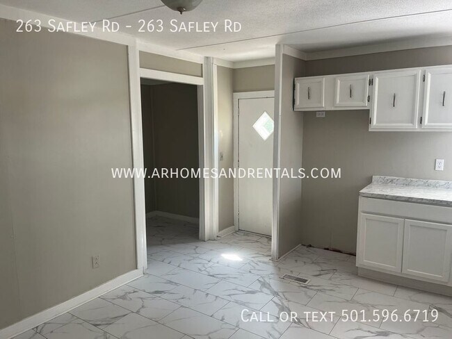 Building Photo - 263 Safley Rd
