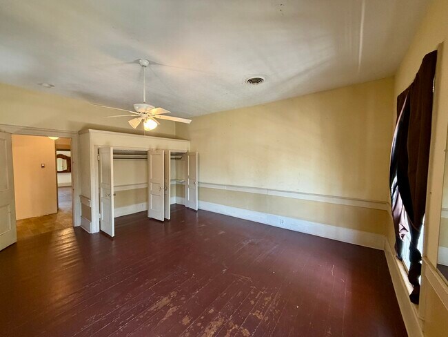 Foto del edificio - 820 7th Ave N