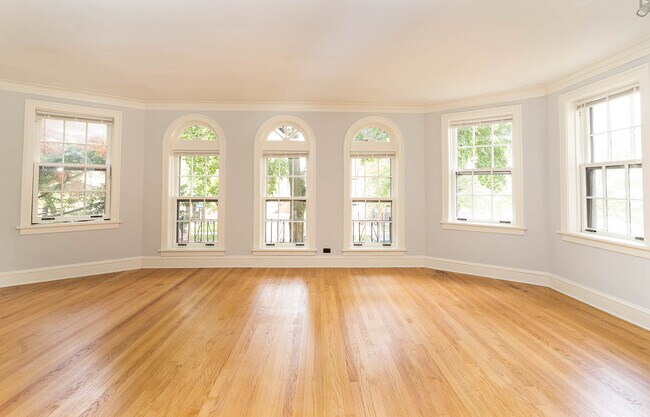 living room - 7531 N Seeley Ave