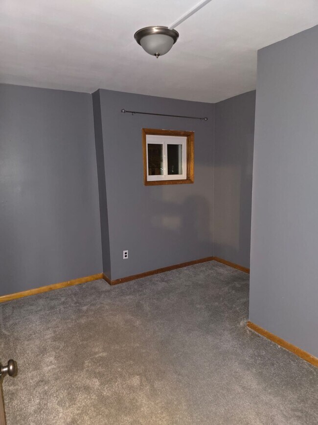 Foto del edificio - 489 Plymouth Ave