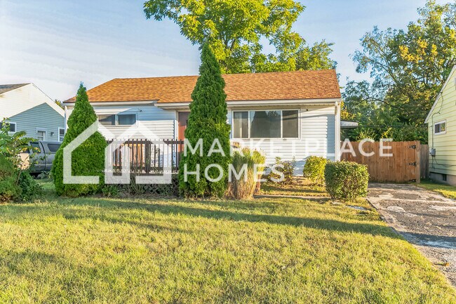 Building Photo - 235 Loretta Dr