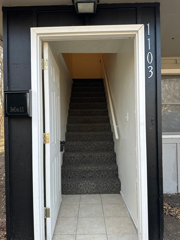 1103 E South Ave, Independence, MO 64050 House for Rent in