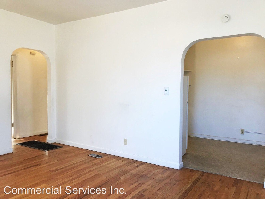 Building Photo - 162 N Lennox St