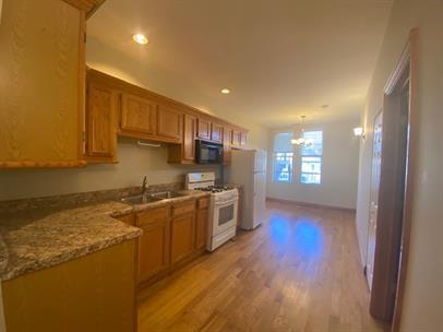 Foto del edificio - 4221 S Union Ave