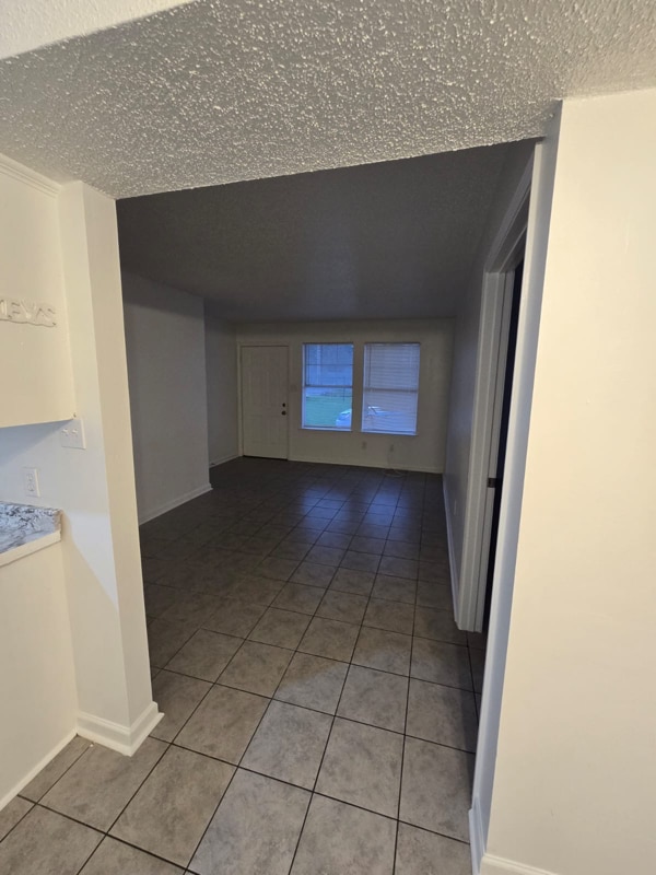 Foto del edificio - 2182 Gardere Ln