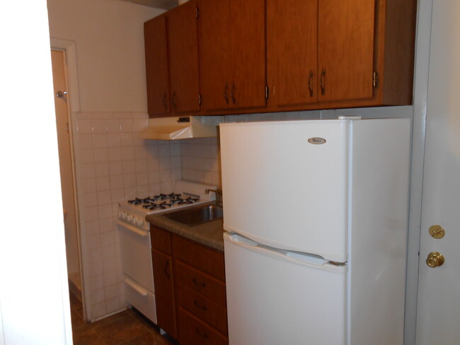 Building Photo - 205 S Lynn St