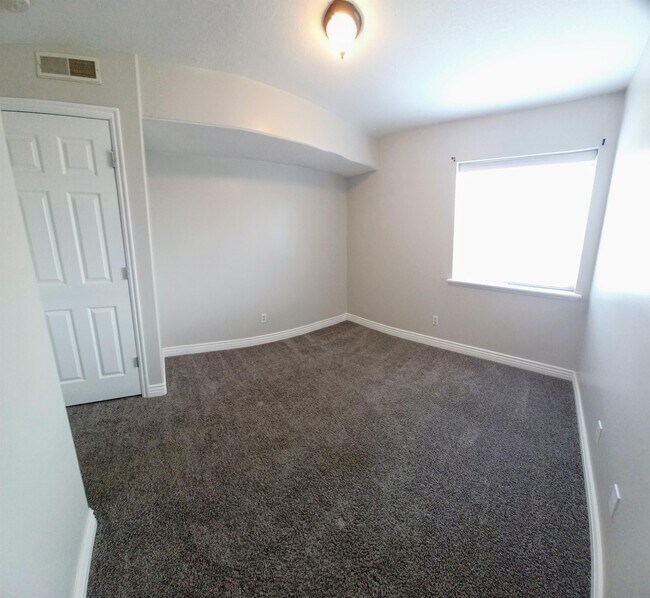 Building Photo - 1765 W 1200 N