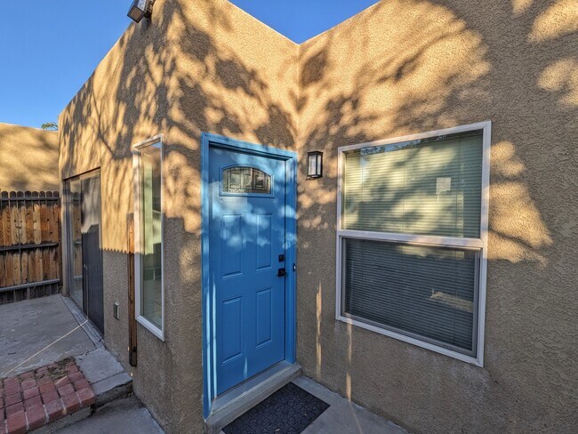 Front door located in your private courtyard. - 5340 Heritage Way NE