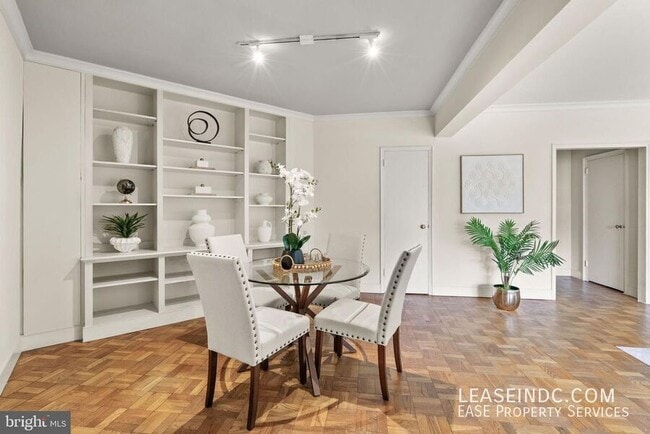 Foto del edificio - 2500 Q St NW