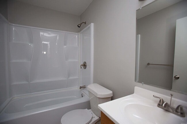 Building Photo - 2920 S Bryant St