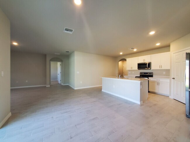 Foto del edificio - New DR Horton Construction