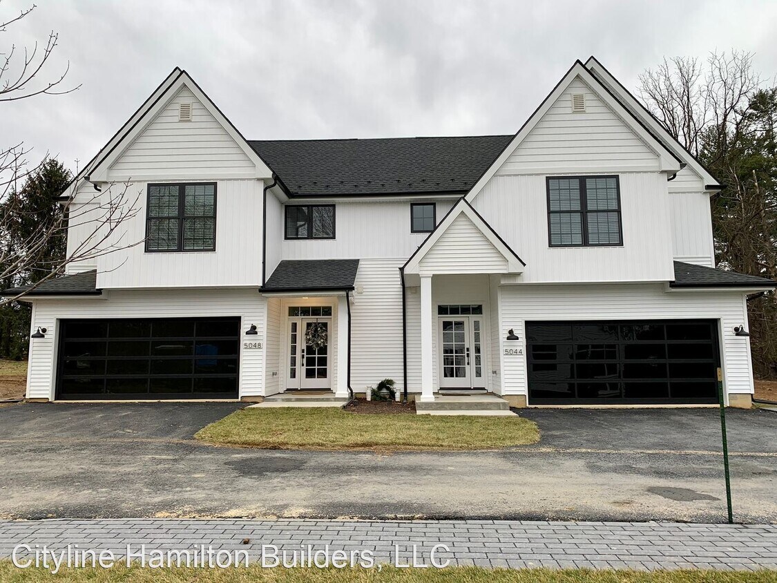 Foto principal - 3 br, 2.5 bath House - 5068 E Valley Rd
