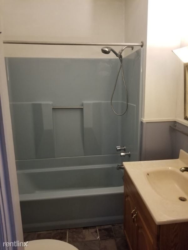 Foto del edificio - 4 br, 1.5 bath House - 201 E Yates St