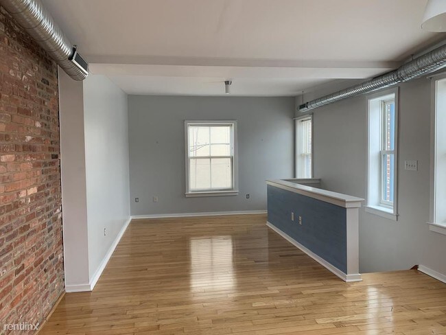 Foto del edificio - 101 N Kenwood Ave