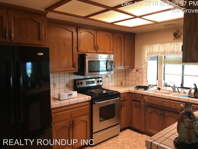 Building Photo - 3 br, 3 bath House - 7240 Grant Line Rd