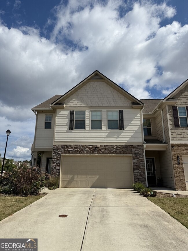 Building Photo - 3619 Cyn Spgs Dr