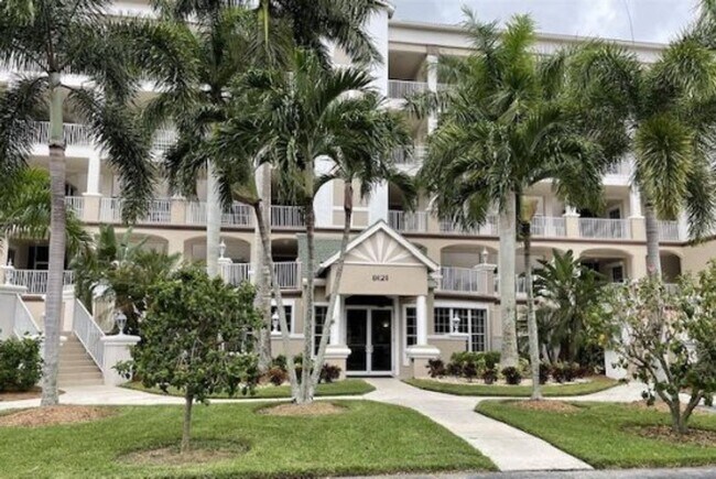 Building Photo - Gorgeous 2/2 in Lexington Country Club