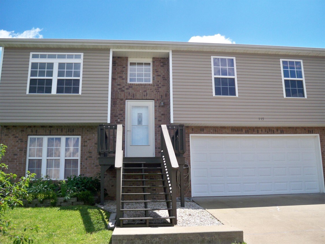 115 Hickory Valley Rd, Saint Robert, MO 65584 House Rental in Saint
