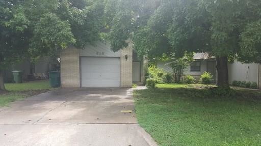 Building Photo - 919 Turtle Creek Dr