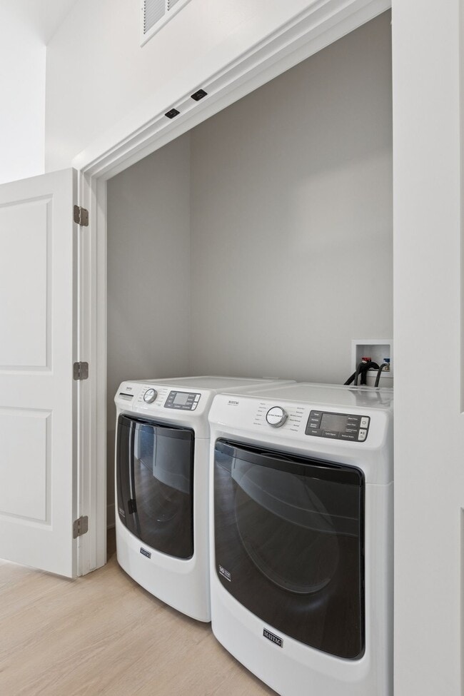 Photo - Ajax at Aksarben Village Apartments