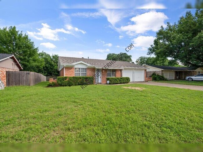 Foto del edificio - 230 NE Craig St