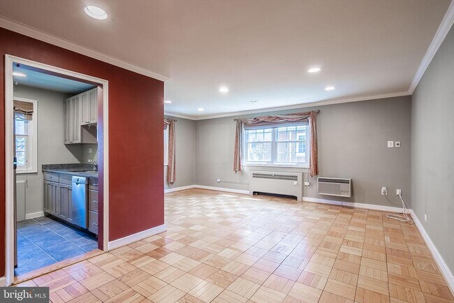 Foto del edificio - 4374 N Pershing Dr