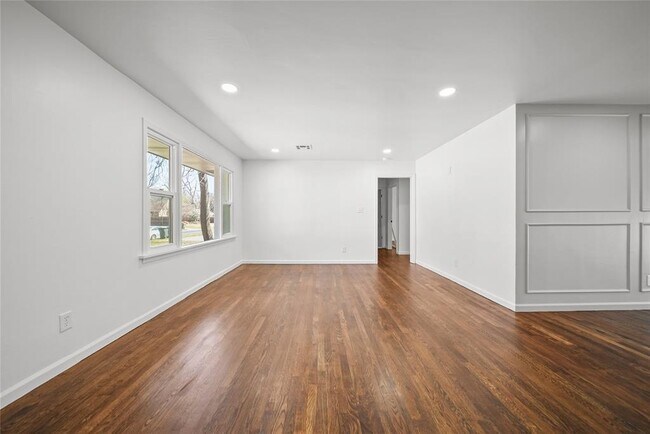 Foto del edificio - 1034 W Boyd St