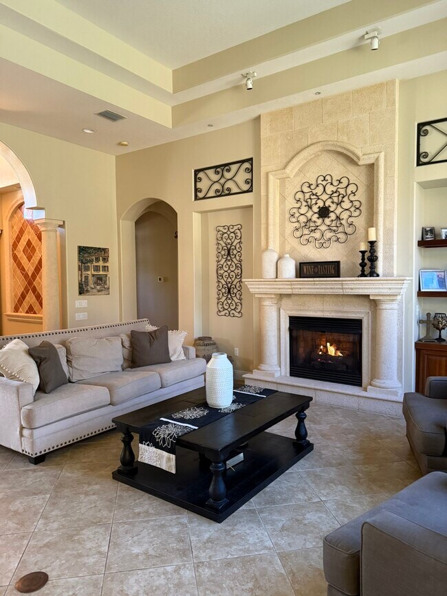 Foto del edificio - 6802 Dominion Ln