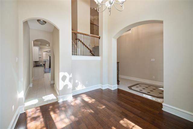 Building Photo - 60 Emerald Pond Dr