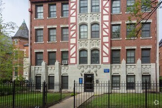Building Photo - 2423 N Kedzie