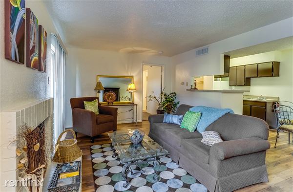 Foto del edificio - 14355 Cornerstone Village Dr