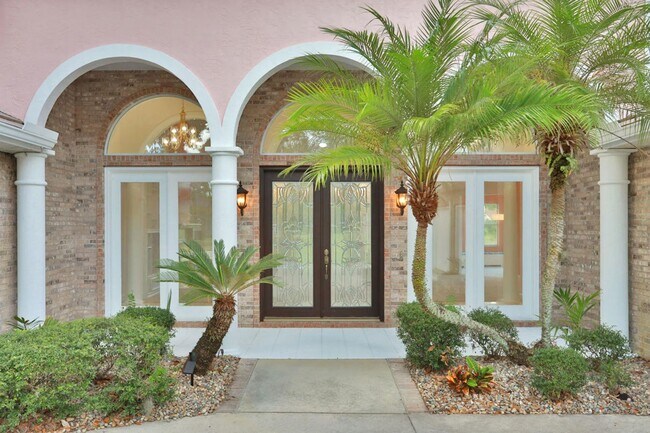 Photo - 3/2.5 in Pelican Bay House