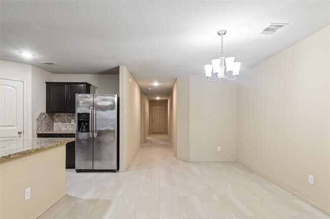 Foto del edificio - 2414 Fall Aster Dr