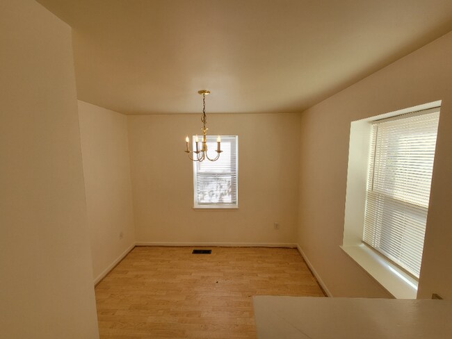 Foto del edificio - 815 Stoll St