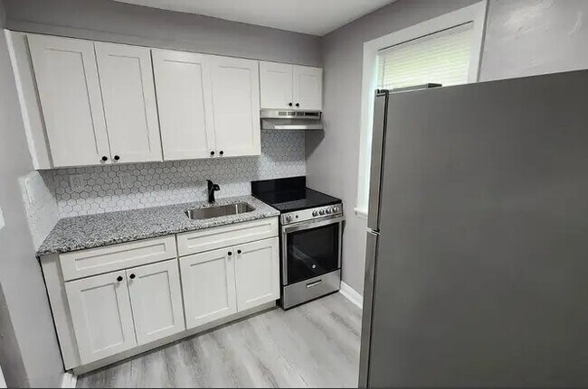 Foto del edificio - 3904 Penhurst Ave