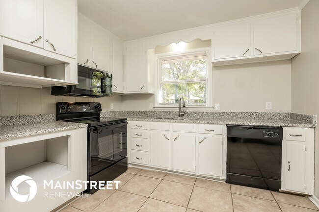 Foto del edificio - 7925 Stallion Dr