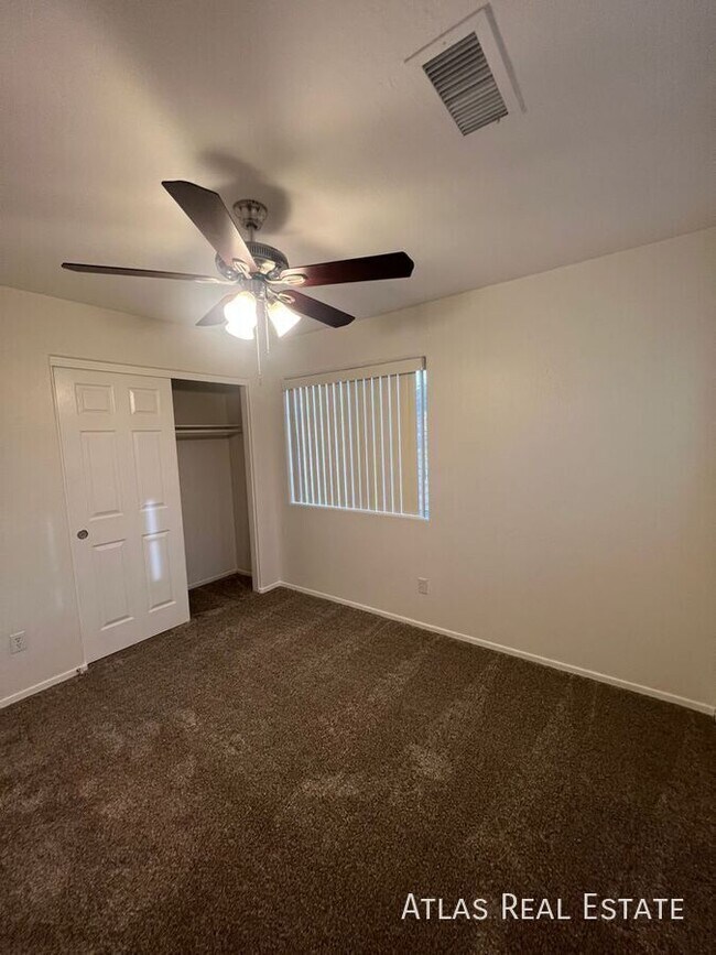 Building Photo - 30427 North 42nd Pl