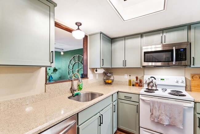 Foto del edificio - 2 Bedroom/2 Bath Shenandoah Subdivision