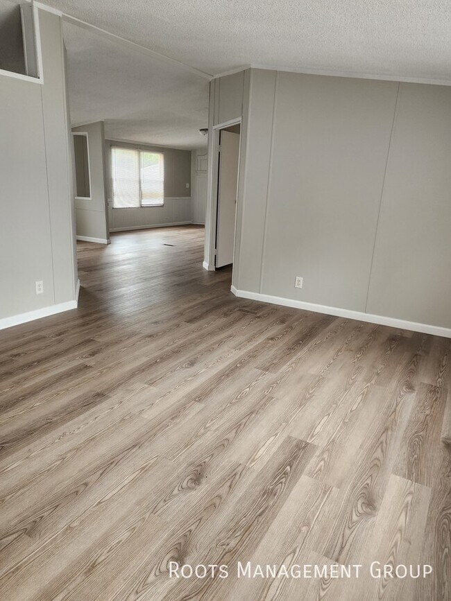 Building Photo - Home Available to Lease - Apply Today!